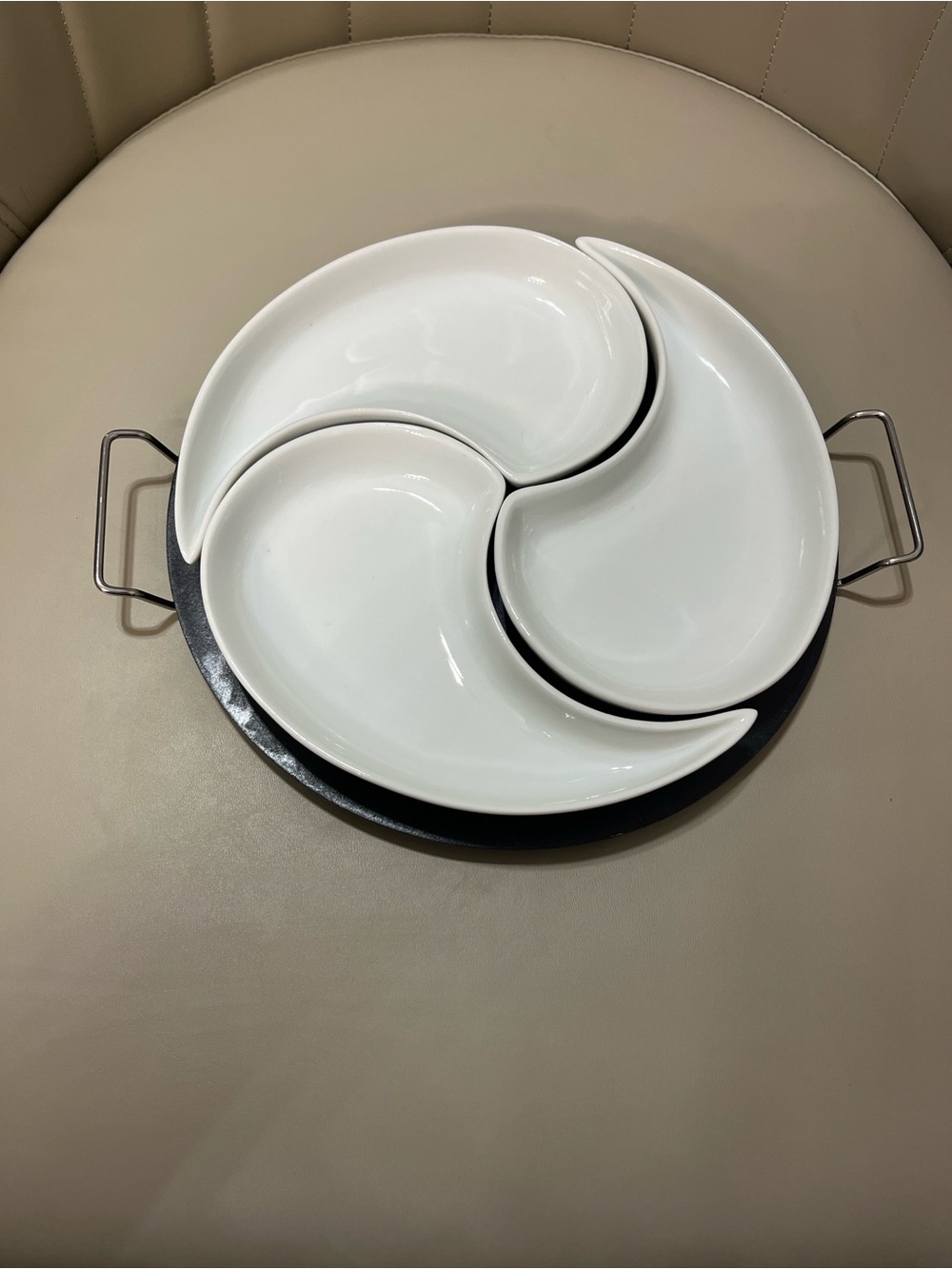 White Ceramic 3-Piece Swirl Serveware Set with Black Metal Tray